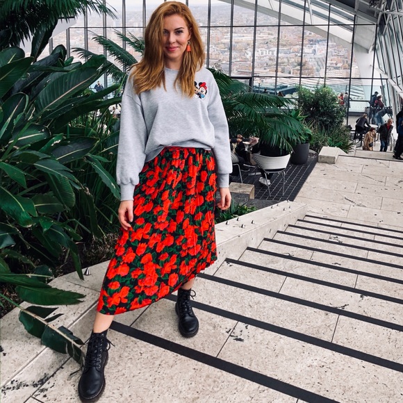 Supppp buddies 🤍 - Picture 2 of 5